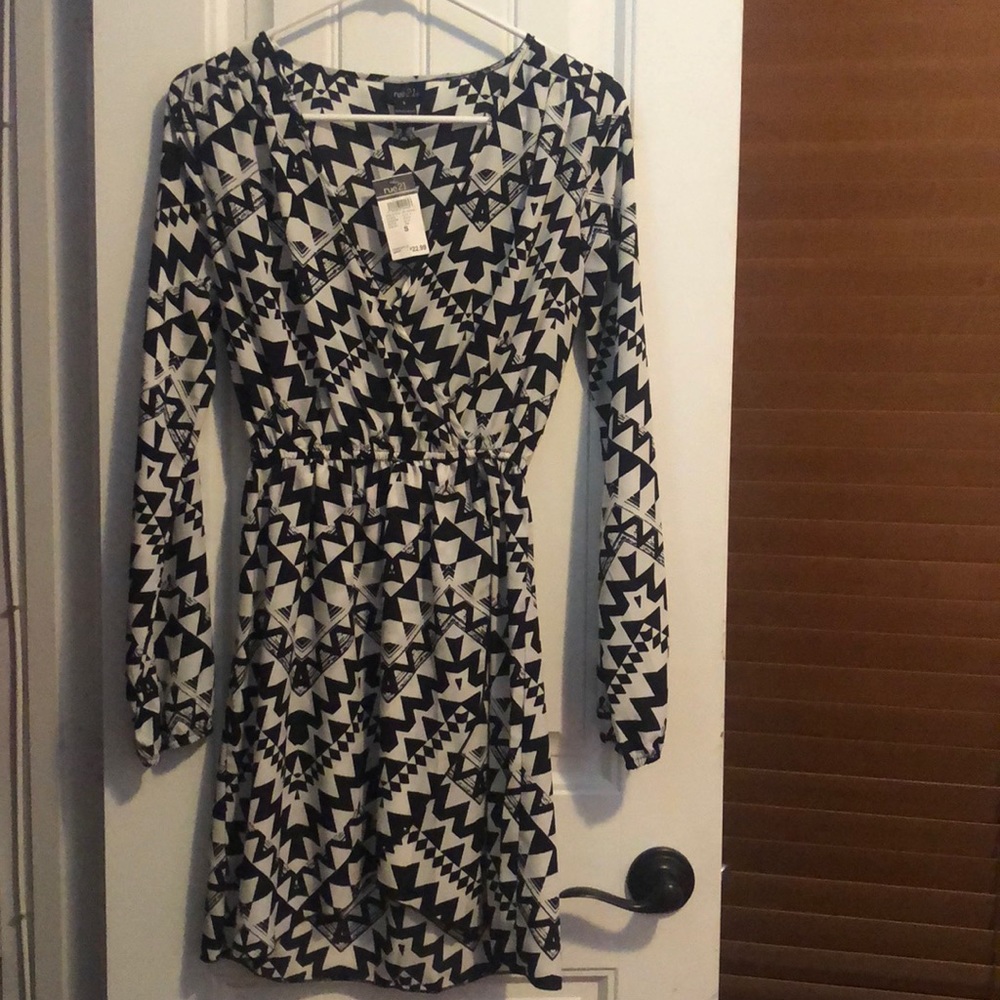 Black and white dress (Forever 21)